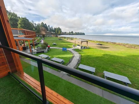 Oceanview King Room w/ Kitchenette | View from room