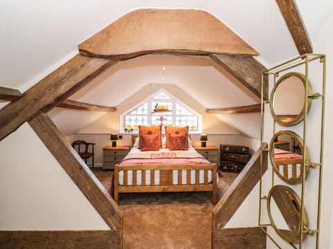 Cottage | 4 bedrooms, individually decorated, individually furnished, free WiFi