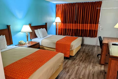 Room, 2 Double Beds, Non Smoking | Desk, free WiFi, bed sheets