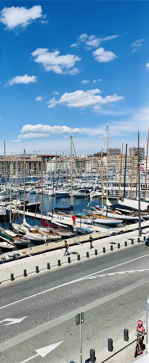 Comfort Apartment | Water view