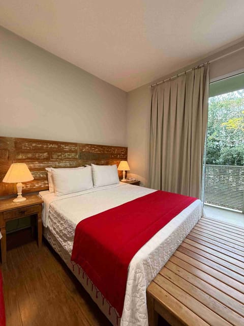 Superior Double Room | In-room dining