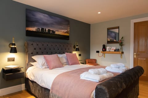 Superior Double Room, Ensuite, Garden View | 1 bedroom, soundproofing, WiFi