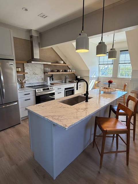 Superior Penthouse | Private kitchen | Espresso maker, coffee/tea maker