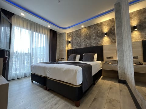Comfort Double or Twin Room | Premium bedding, minibar, in-room safe, individually decorated