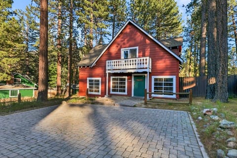 Cabin, 5 Bedrooms | Exterior