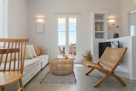 Family Apartment | Living area | 40-inch Smart TV with digital channels, Netflix, streaming services