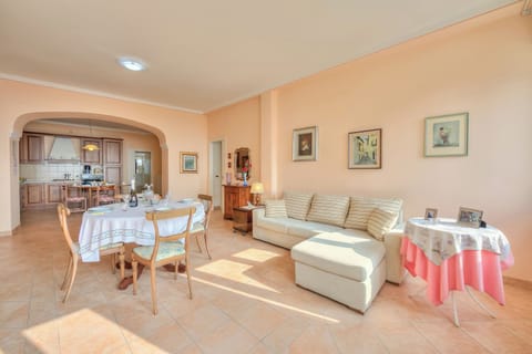 21-inch flat-screen TV with cable channels