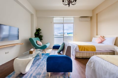 Twin Room, Balcony | Free WiFi, bed sheets