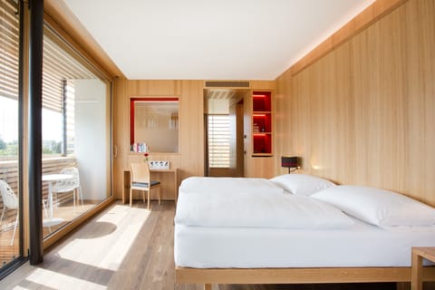 Junior Suite, 1 Double Bed, Balcony | Minibar, in-room safe, desk, laptop workspace