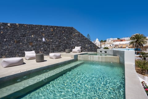 Rooftop pool