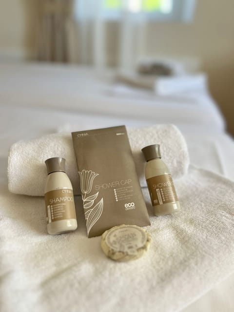 Economy Double room without sea view | Minibar, in-room safe, desk, blackout drapes