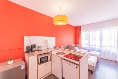 Superior Apartment, 2 Bedrooms | Private kitchen | Fridge, microwave, dishwasher, cookware/dishes/utensils