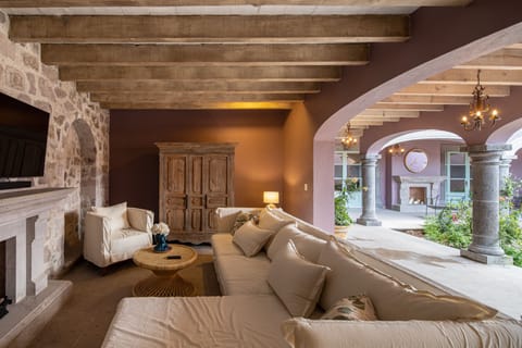 Luxury Villa | Living area | 43-inch Smart TV with digital channels, TV, fireplace