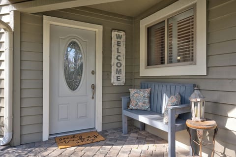 House (3 Bedrooms) | Property amenity