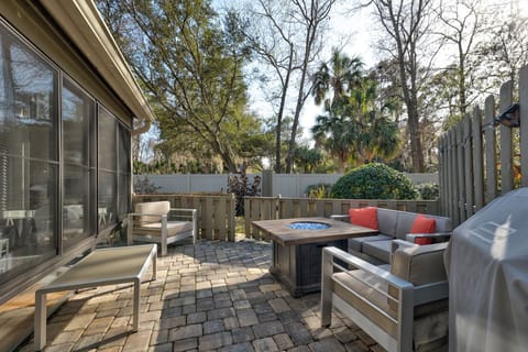 House (3 Bedrooms) | Property amenity