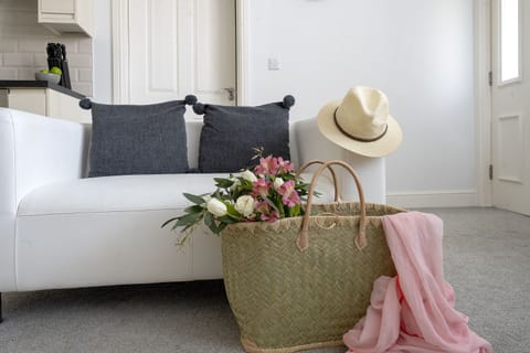 Superior Apartment, Private Bathroom | Interior