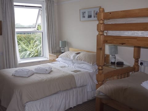 Family Quadruple Room, Ensuite