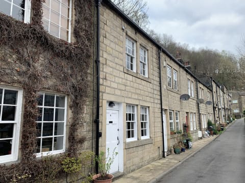 Cottage | Front of property