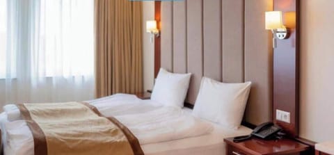 Select Comfort beds, in-room safe, desk, laptop workspace