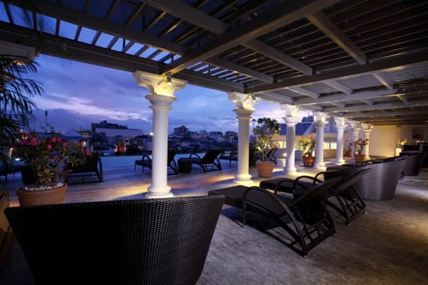 Outdoor pool, open 8:00 AM to 8:00 PM, sun loungers