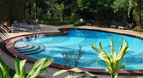 Outdoor pool, open 9:30 AM to 5:30 PM, sun loungers