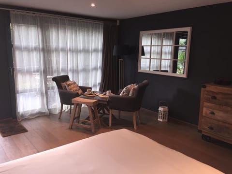 Deluxe Double Room | Minibar, desk, soundproofing, free cribs/infant beds