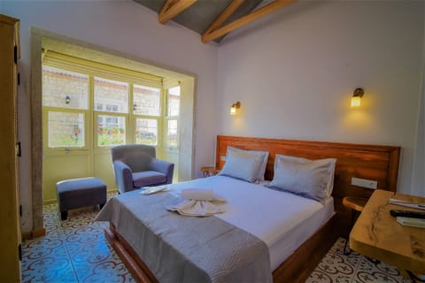 Traditional Triple Room | Egyptian cotton sheets, premium bedding, minibar, in-room safe