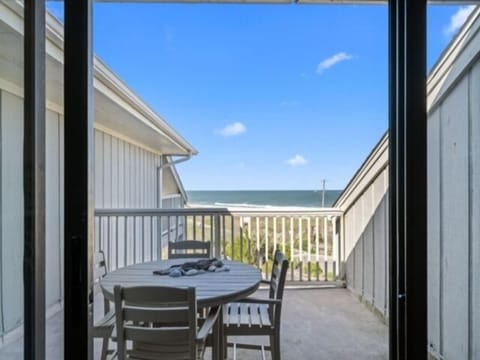 Condo, 1 Bedroom | Outdoor dining