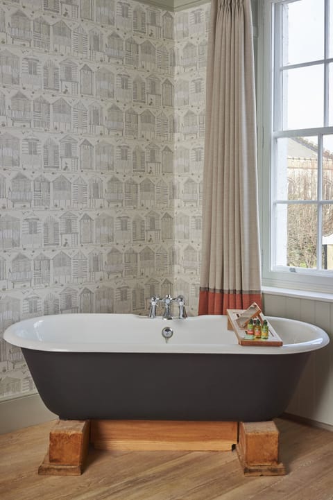 Deluxe Double Room | Egyptian cotton sheets, premium bedding, desk, blackout drapes