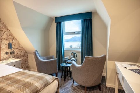 Executive Double or Twin Room | Desk, iron/ironing board, free WiFi, bed sheets