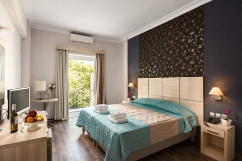 Minibar, in-room safe, blackout drapes, iron/ironing board