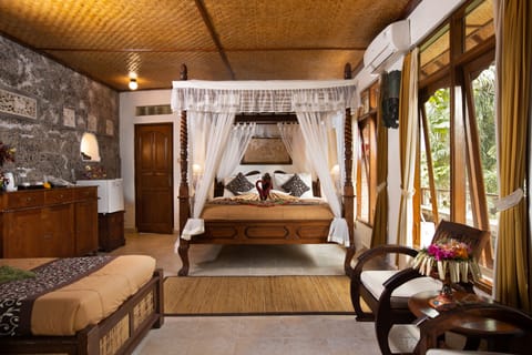 Deluxe Double or Twin Room | 1 bedroom, premium bedding, Select Comfort beds, in-room safe