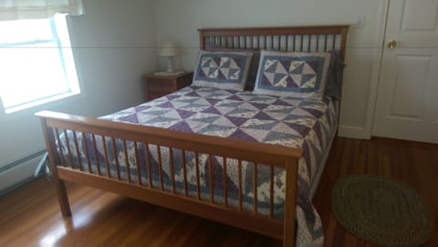 Suite, Shared Bathroom (2) | 1 bedroom, bed sheets