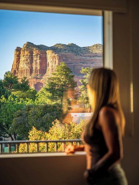 Suite, 1 King Bed, Non Smoking (Mini-Suite, Red Rocks View) | Mountain view