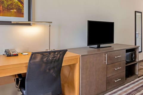 Premium bedding, desk, soundproofing, iron/ironing board