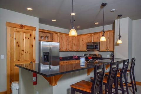 Studio (4 Bedrooms) | Property amenity