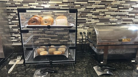 Free daily full breakfast