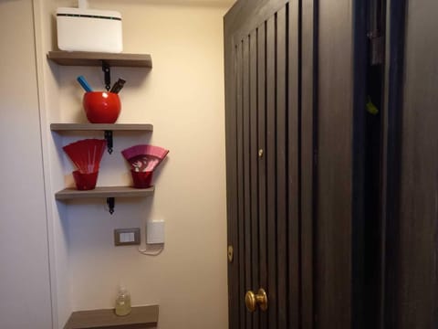 Room, 1 Bedroom | Hallway