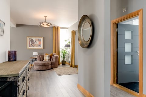 Luxury Apartment, Private Bathroom (19th Century Luxury Lodge) | Interior