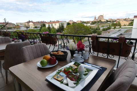 Free daily local cuisine breakfast