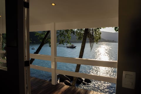 Master Deluxe | Beach/ocean view