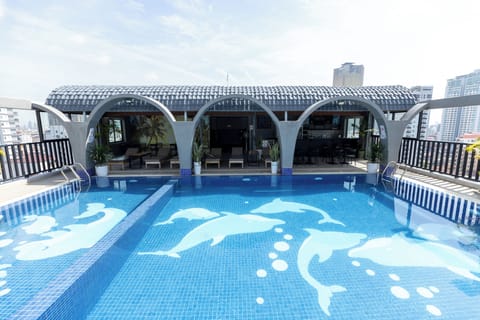 Indoor pool, outdoor pool