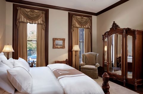 Signature Suite, 1 Bedroom | Premium bedding, pillowtop beds, individually decorated