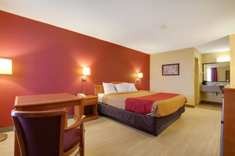 Premium bedding, down comforters, individually furnished, desk