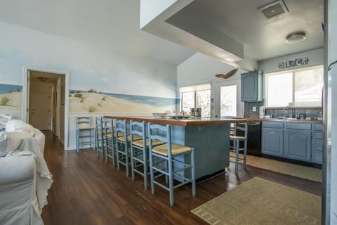 House, Multiple Beds, Kitchen, Ocean View | Private kitchen | Coffee/tea maker