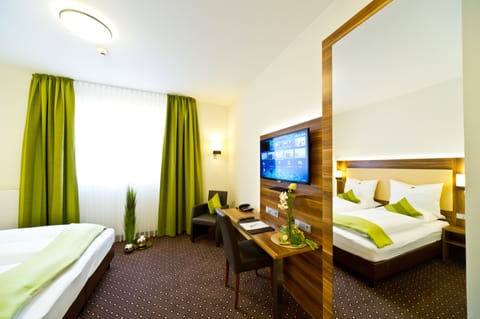 Comfort Room | 1 bedroom, premium bedding, pillowtop beds, in-room safe