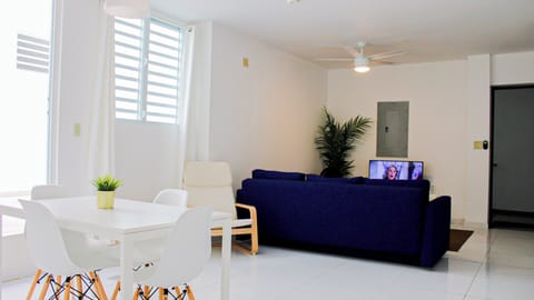 Basic Room | Living area | 55-inch LED TV with digital channels