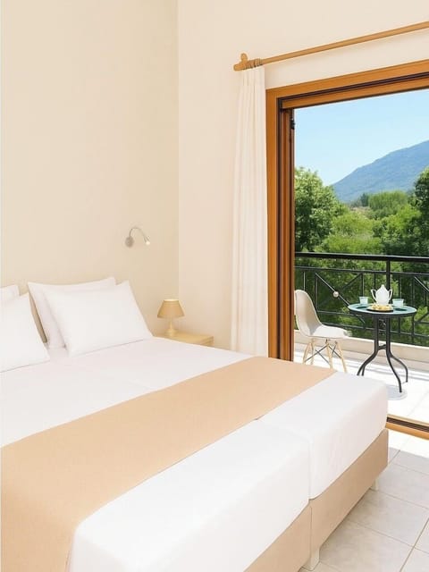 Family Triple Room, 1 Bedroom, Non Smoking, Mountain View | Egyptian cotton sheets, premium bedding, down comforters