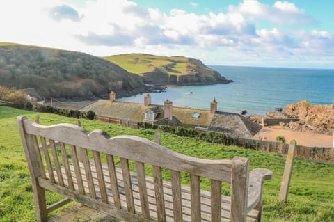 Cottage | Property grounds