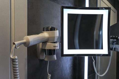 Standard Double Room | Bathroom amenities | Free toiletries, hair dryer, bidet, towels